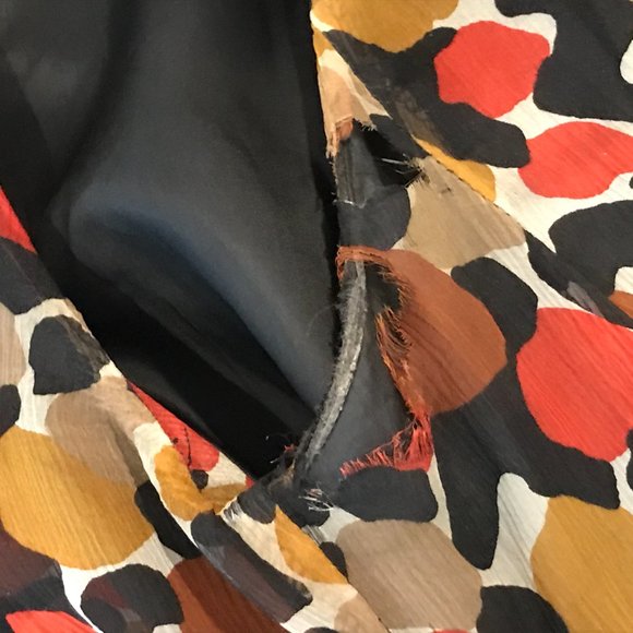 DAMAGED Burberry Pure Silk Sleeveless Dress - Picture 6 of 7